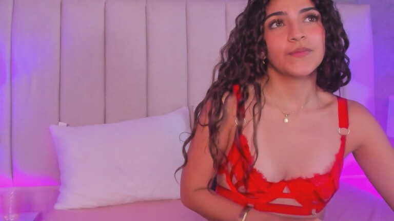 VictoriaJoliegb's Streamate show and profile