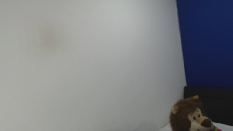 EmilyConoor's Streamate show and profile