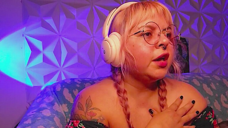 Satyndoll's Streamate show and profile