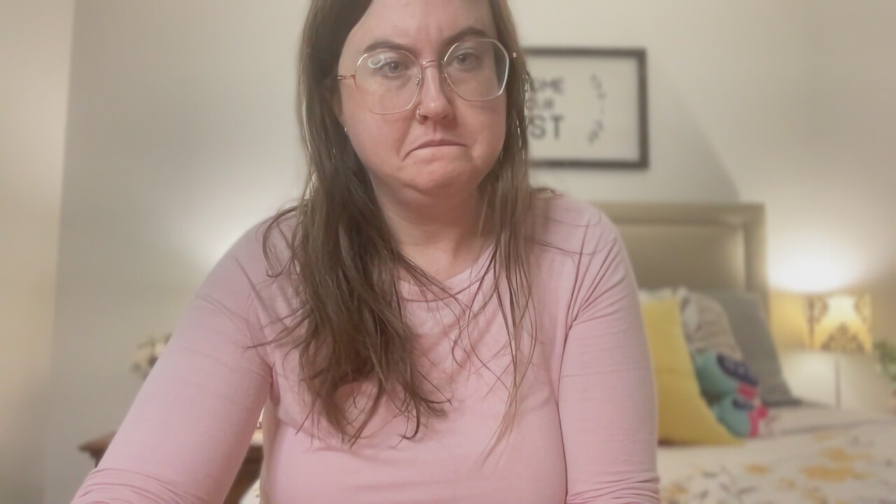 happylilcamgirl