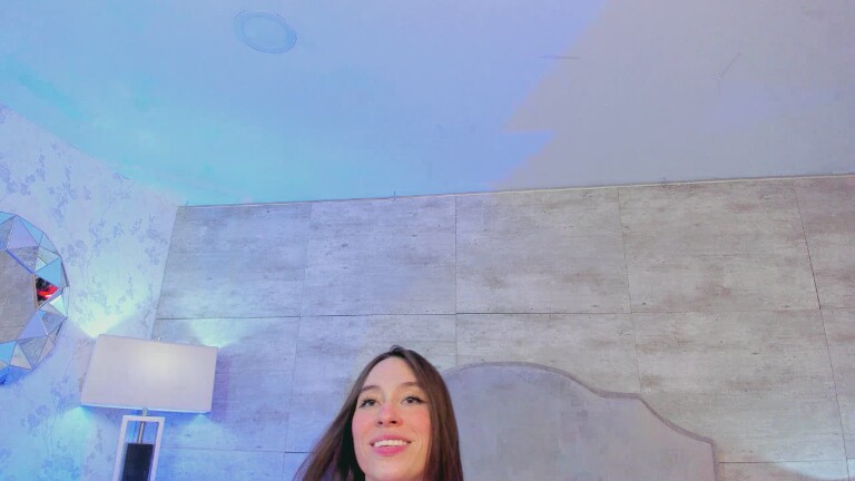 TaniaKatts's Streamate show and profile