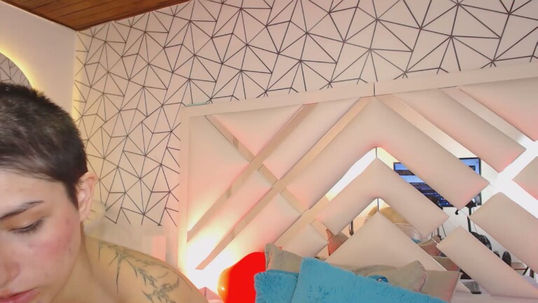 ISABELLAHALLAD's Streamate show and profile