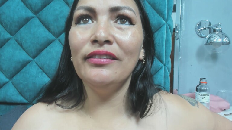 PENELOPELEWIS40's Streamate show and profile