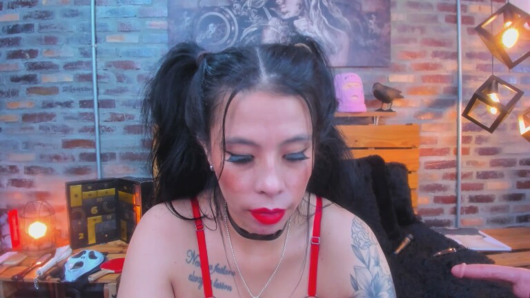 ToryStClair's Streamate show and profile