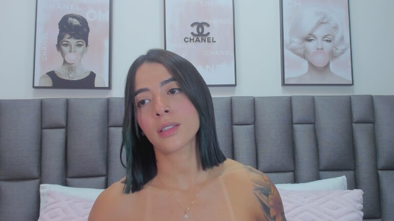 AmberrGreey's Streamate show and profile