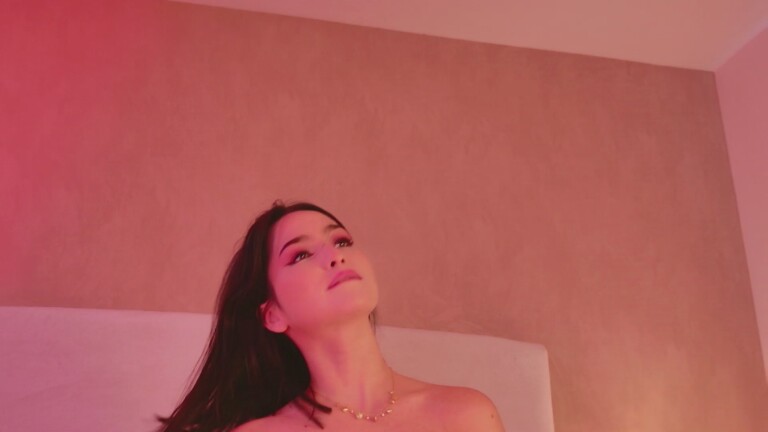 AlicePierce's Streamate show and profile