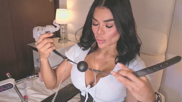 Amylewiss's Streamate show and profile