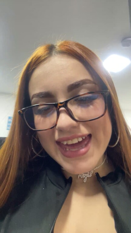 BlairForbes's Streamate show and profile