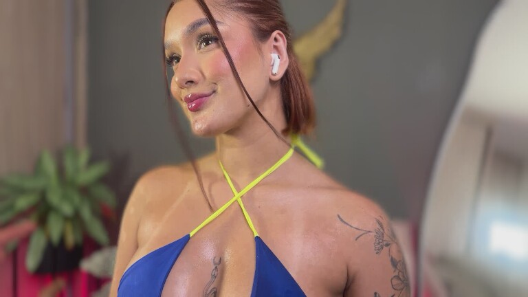 Lotie_Cox's Streamate show and profile