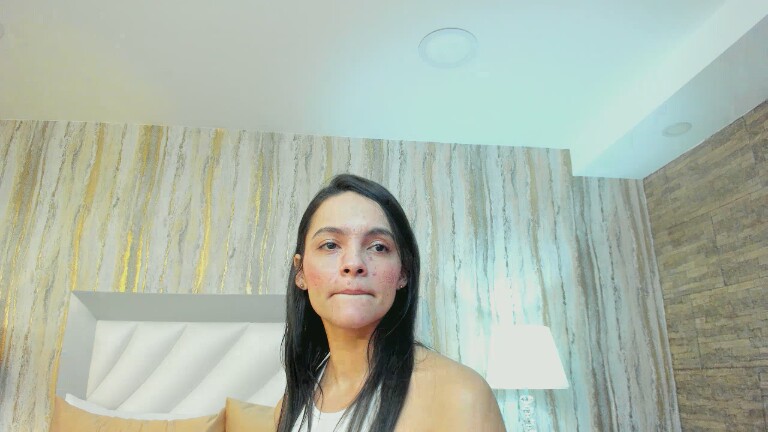 SabrinnaJonnes's Streamate show and profile