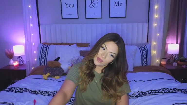 Ameliajade111's Streamate show and profile