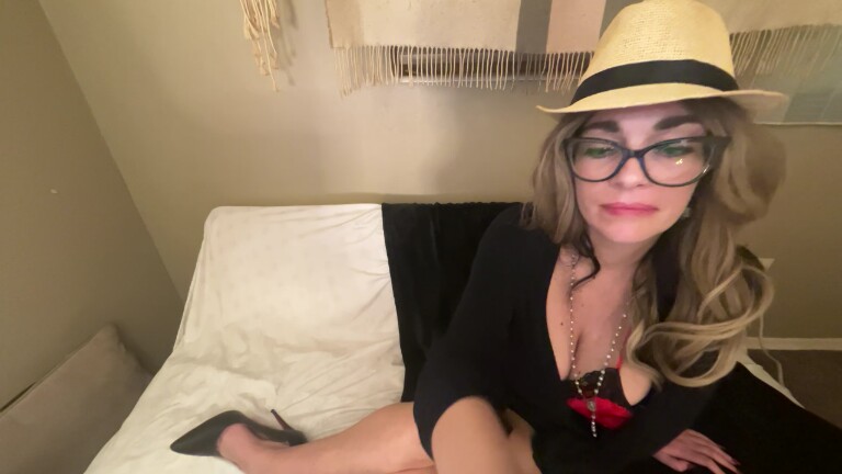 LunaLyons's Streamate show and profile