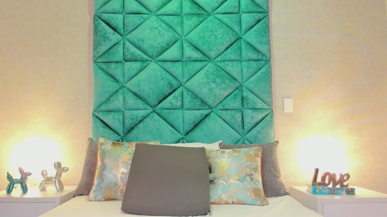 VenusMillan's Streamate show and profile