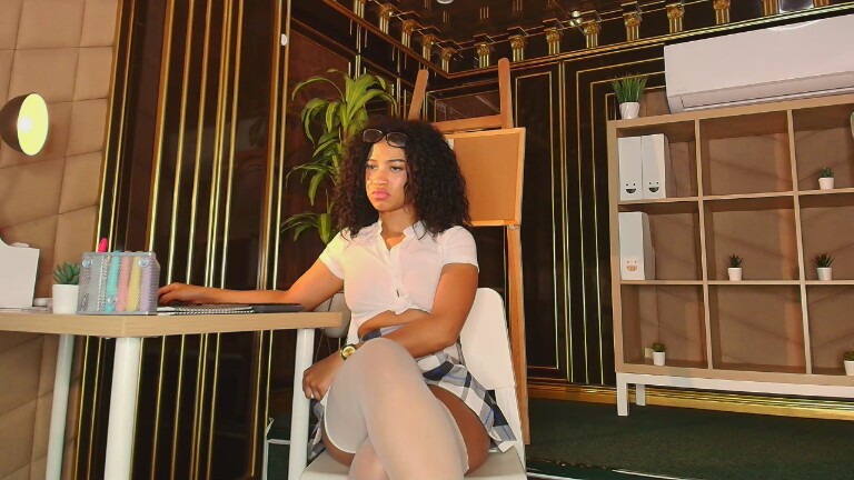 TinaHarris's Streamate show and profile