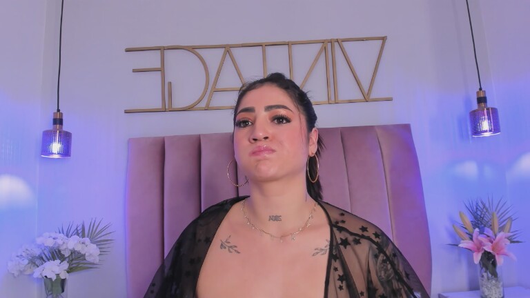 KendraaHill's Streamate show and profile