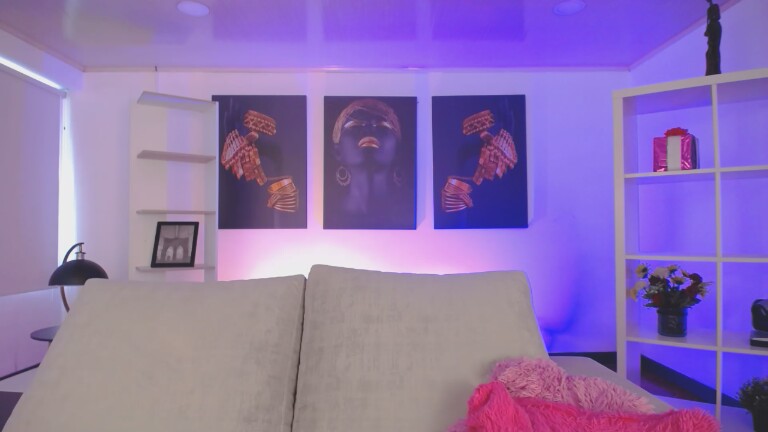 PinkMakka's Streamate show and profile