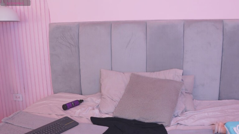 MeghanJadde's Streamate show and profile