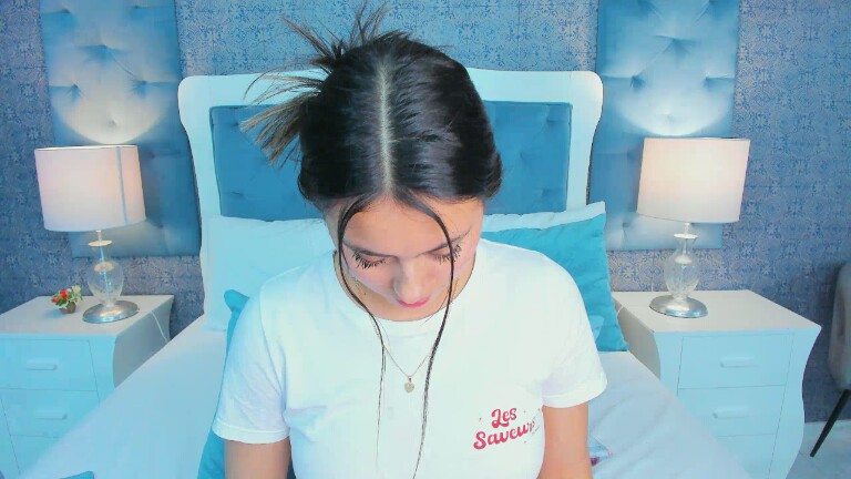 SusyLuv's Streamate show and profile