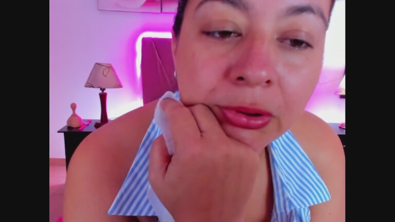 Busty_Isabell's Streamate show and profile