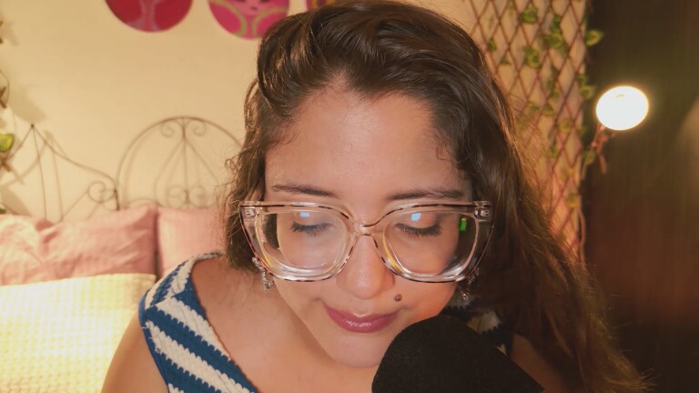 HaileyBunny_18's Streamate show and profile