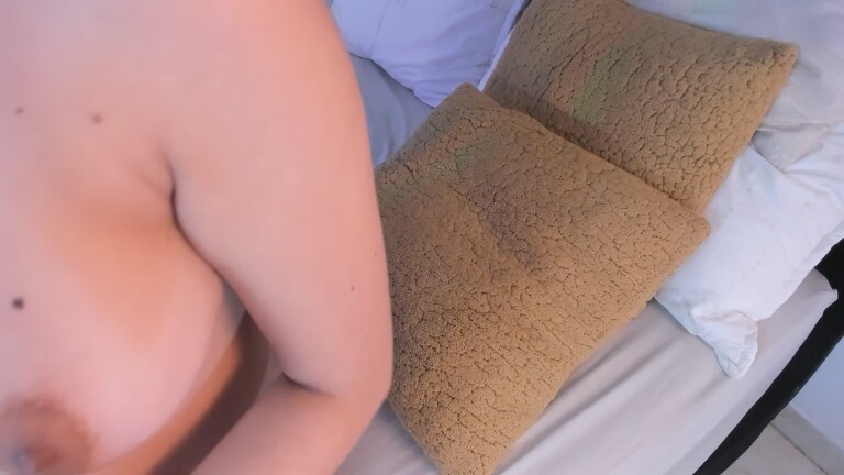 zoe_siren's Streamate show and profile