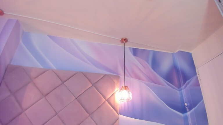 ViolletaRosse's Streamate show and profile