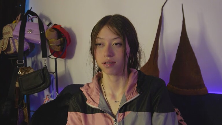 namismith18's Streamate show and profile