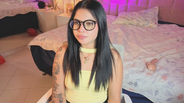 NyraVanee's Streamate show and profile