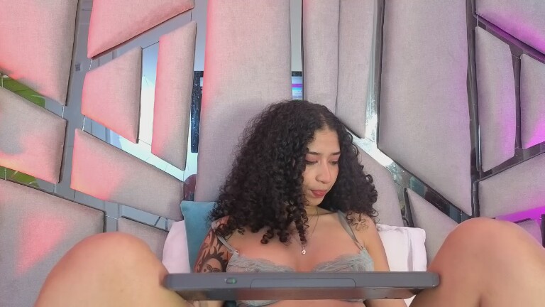 Lanna_Jhonson's Streamate show and profile