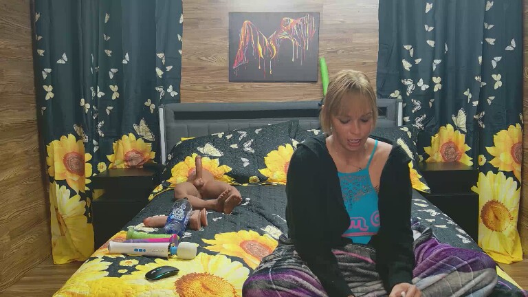 thesexymilf22's Streamate show and profile