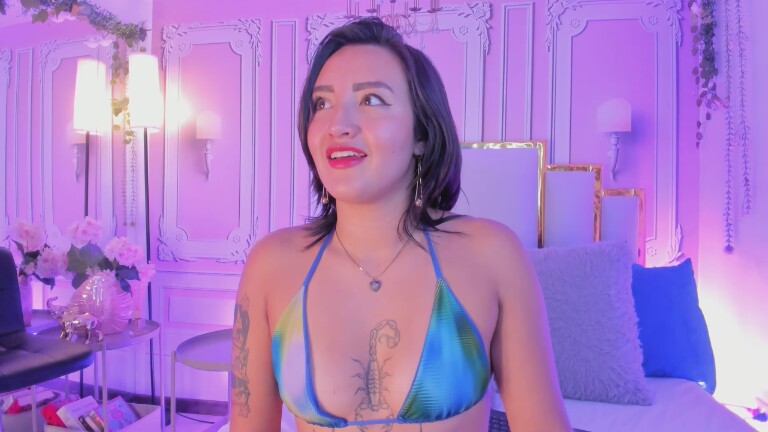 NaraSuarez's Streamate show and profile