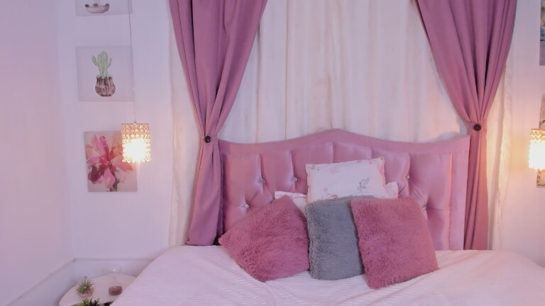 AlaraRose's Streamate show and profile