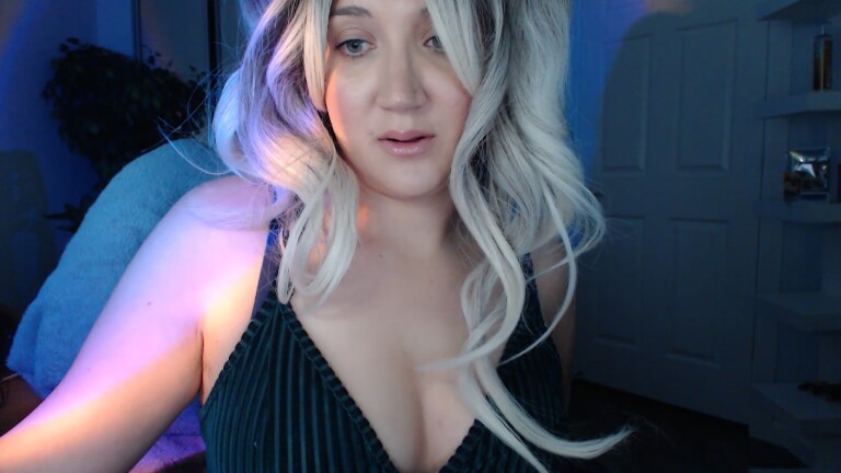 GoddessEmmy's Streamate show and profile