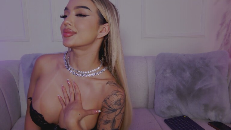 Melissakovalenko's Streamate show and profile