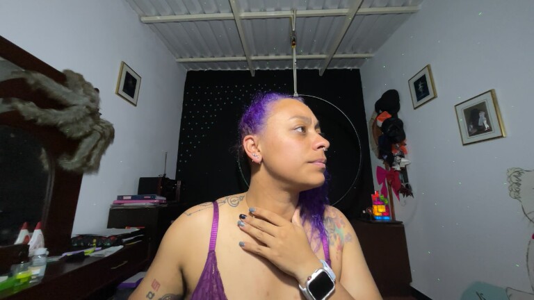 CataBlue's Streamate show and profile