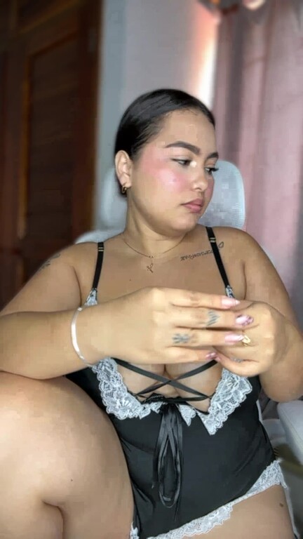 Evelin_Lombardi's Streamate show and profile