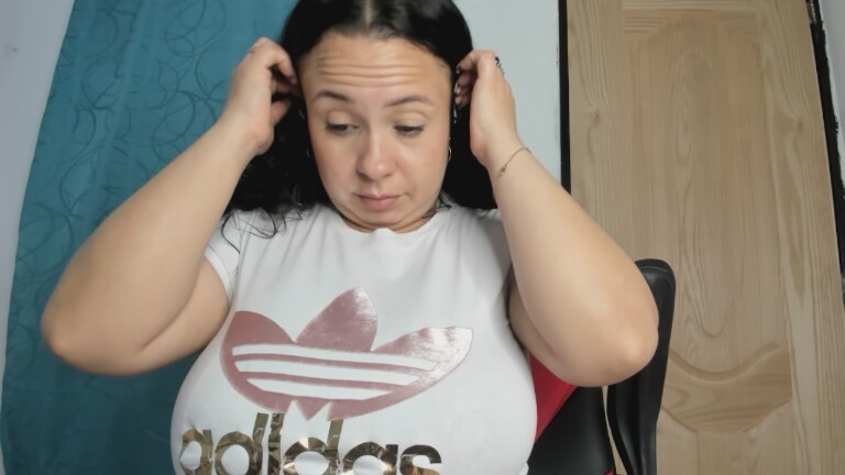 Desire_cappriani's Streamate show and profile