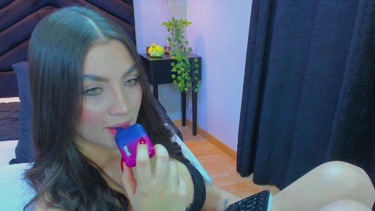 OceanTaylor's Streamate show and profile