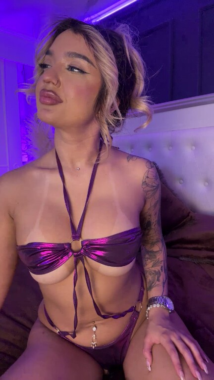 Melissakovalenko's Streamate show and profile